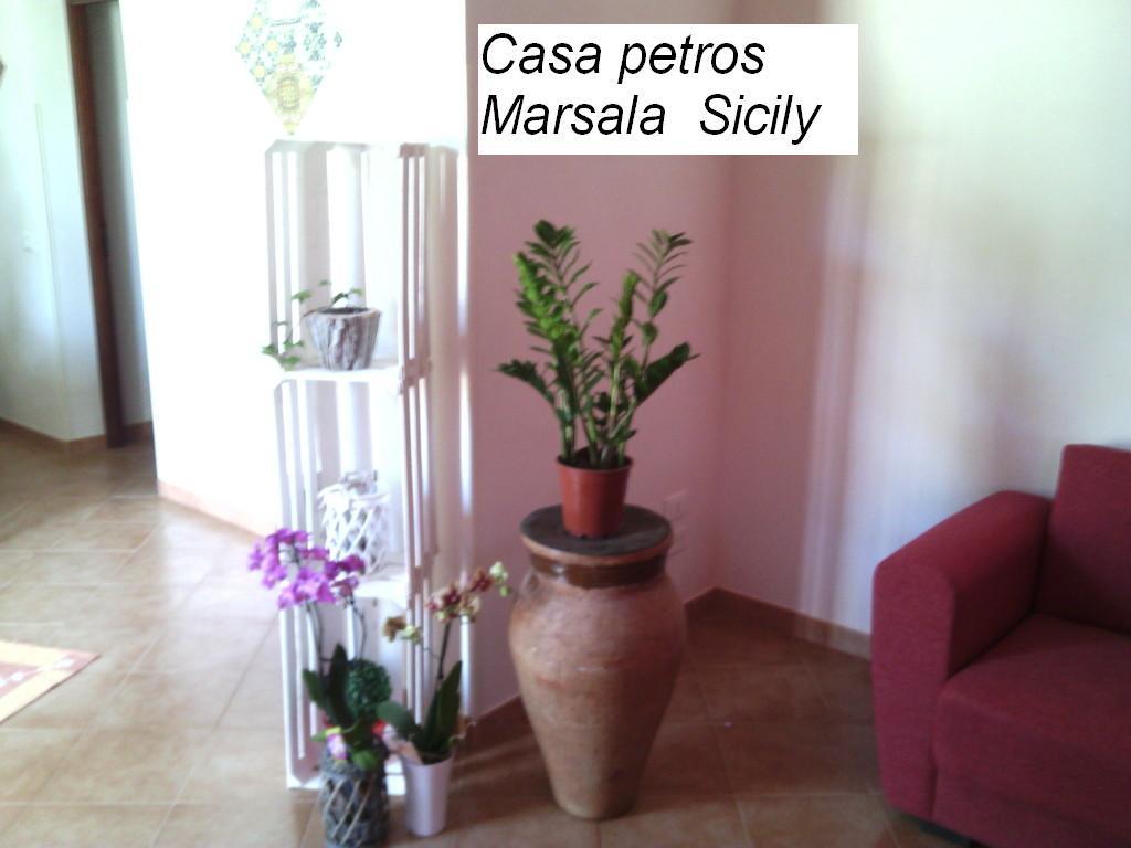Casa Petros Apartment Marsala Luaran gambar